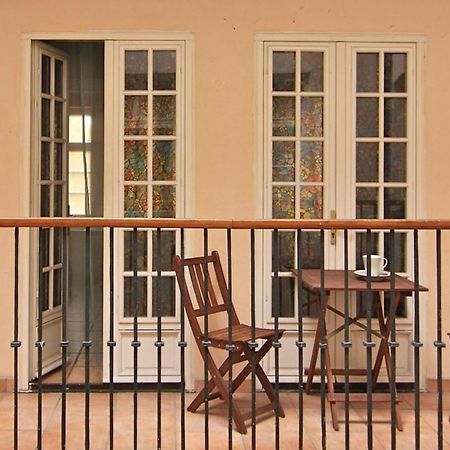 Historical Apartment With Balcony Praga Zewnętrze zdjęcie